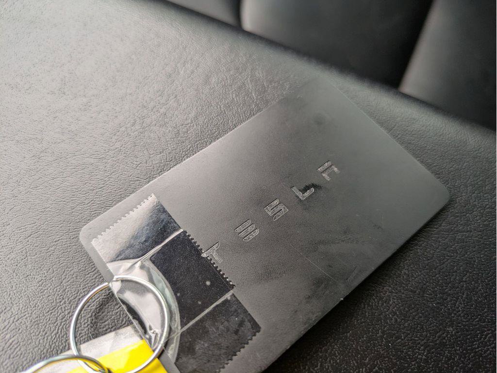 Used 2018 Tesla Model 3 Mid Range image 34