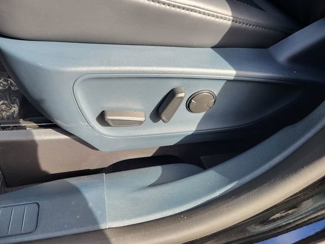 New 2026 Ford Maverick Lariat w/ Black Appearance Package image 13