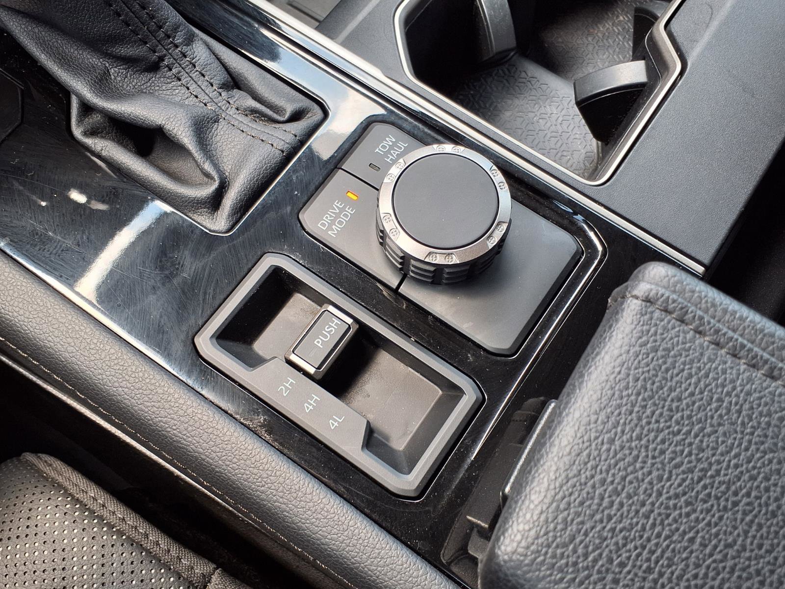 Used 2023 Toyota Tundra Limited w/ Power Package image 19