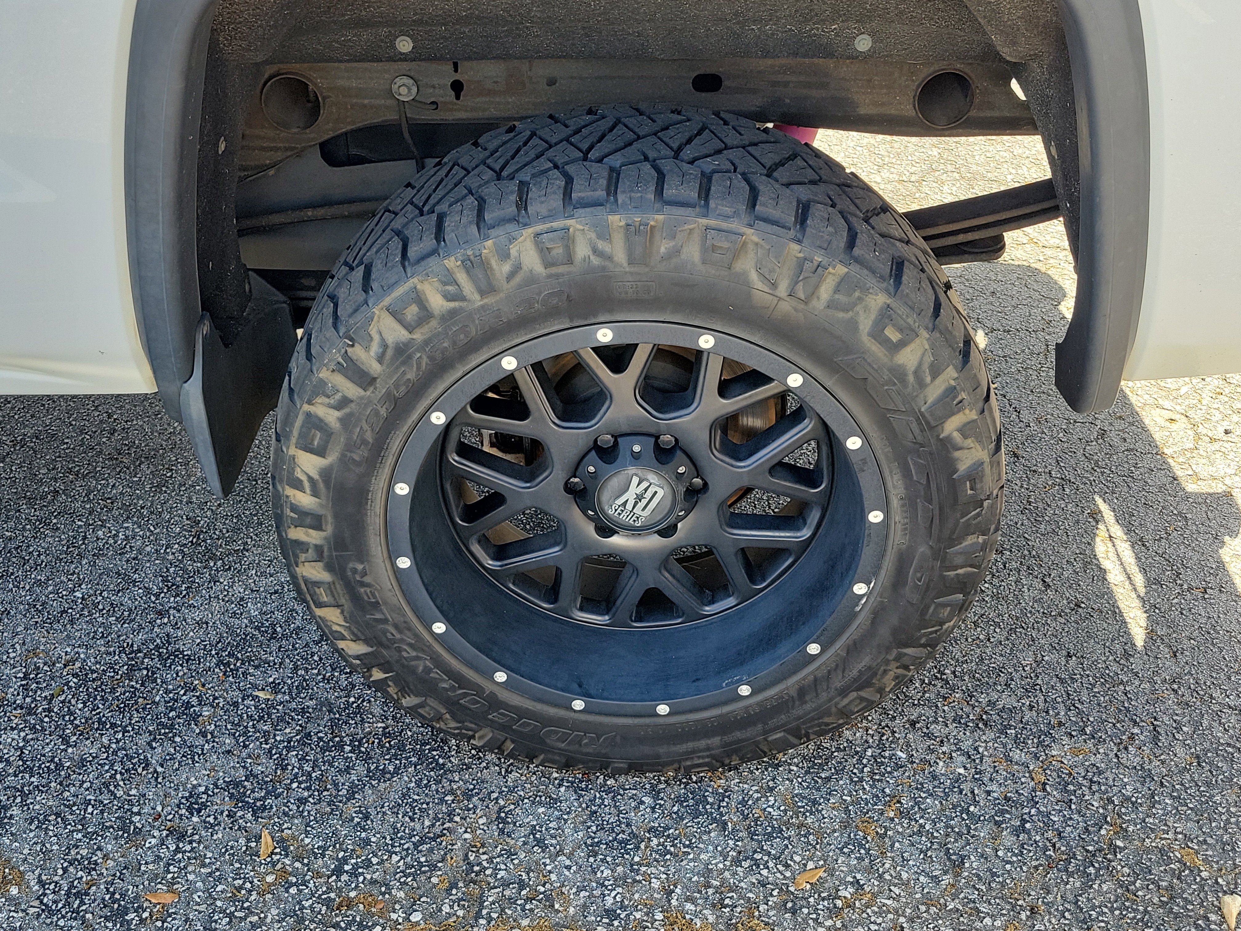 Used 2015 GMC Sierra 1500 SLE w/ SLE Value Package image 35