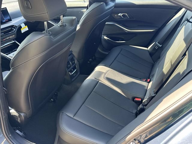 New 2026 BMW 330i xDrive Sedan w/ M Sport Package AWD/4WD image 8