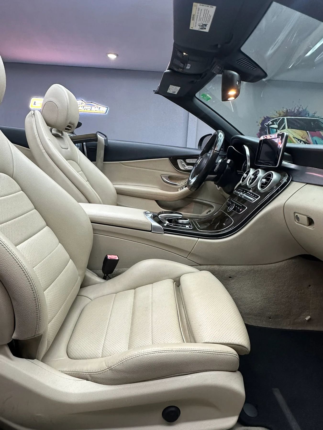 Used 2018 Mercedes-Benz C 300 Cabriolet image 33