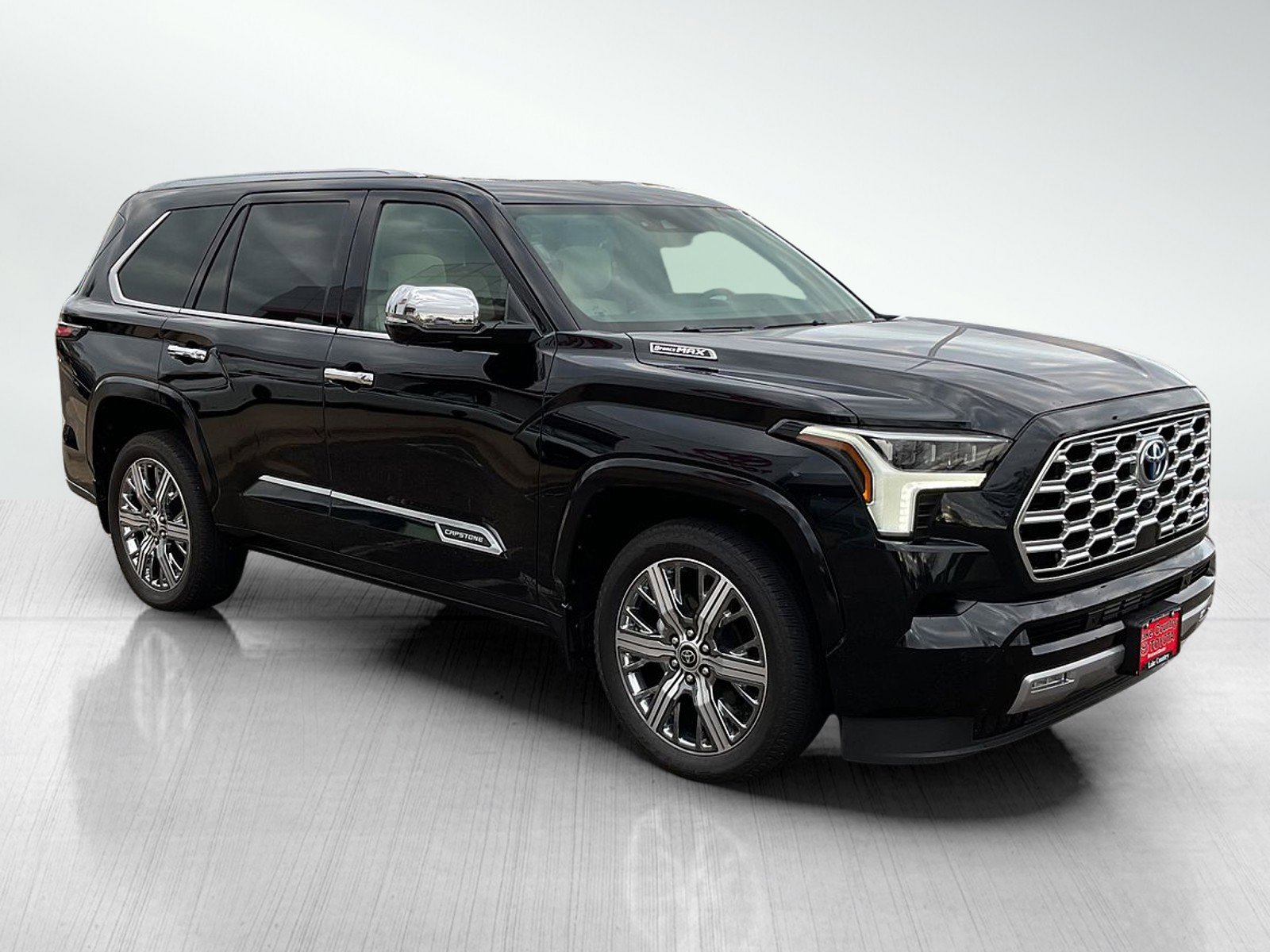 Used 2024 Toyota Sequoia Capstone image 9