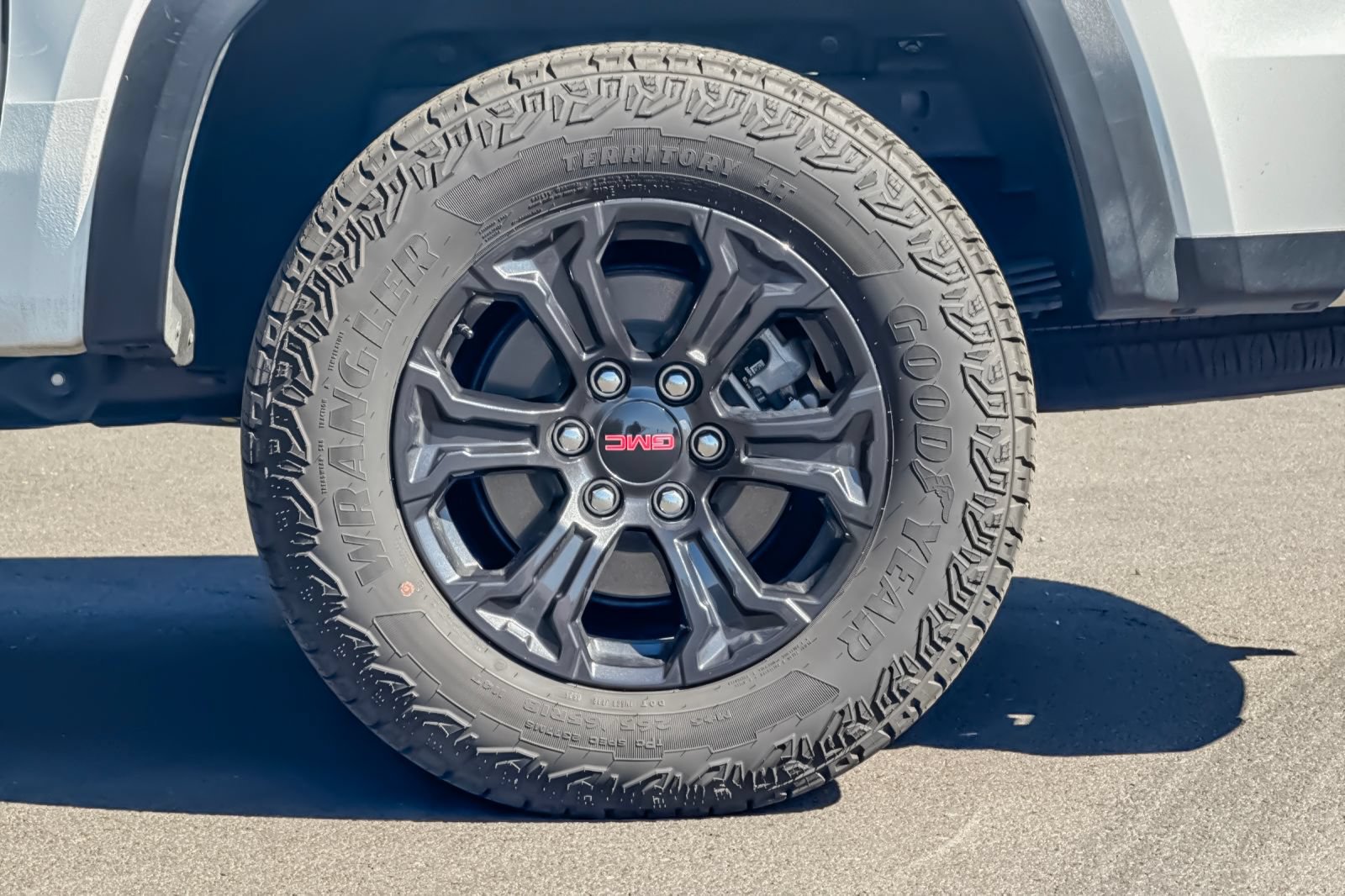Used 2025 GMC Canyon Elevation w/ Convenience Package AWD/4WD image 37