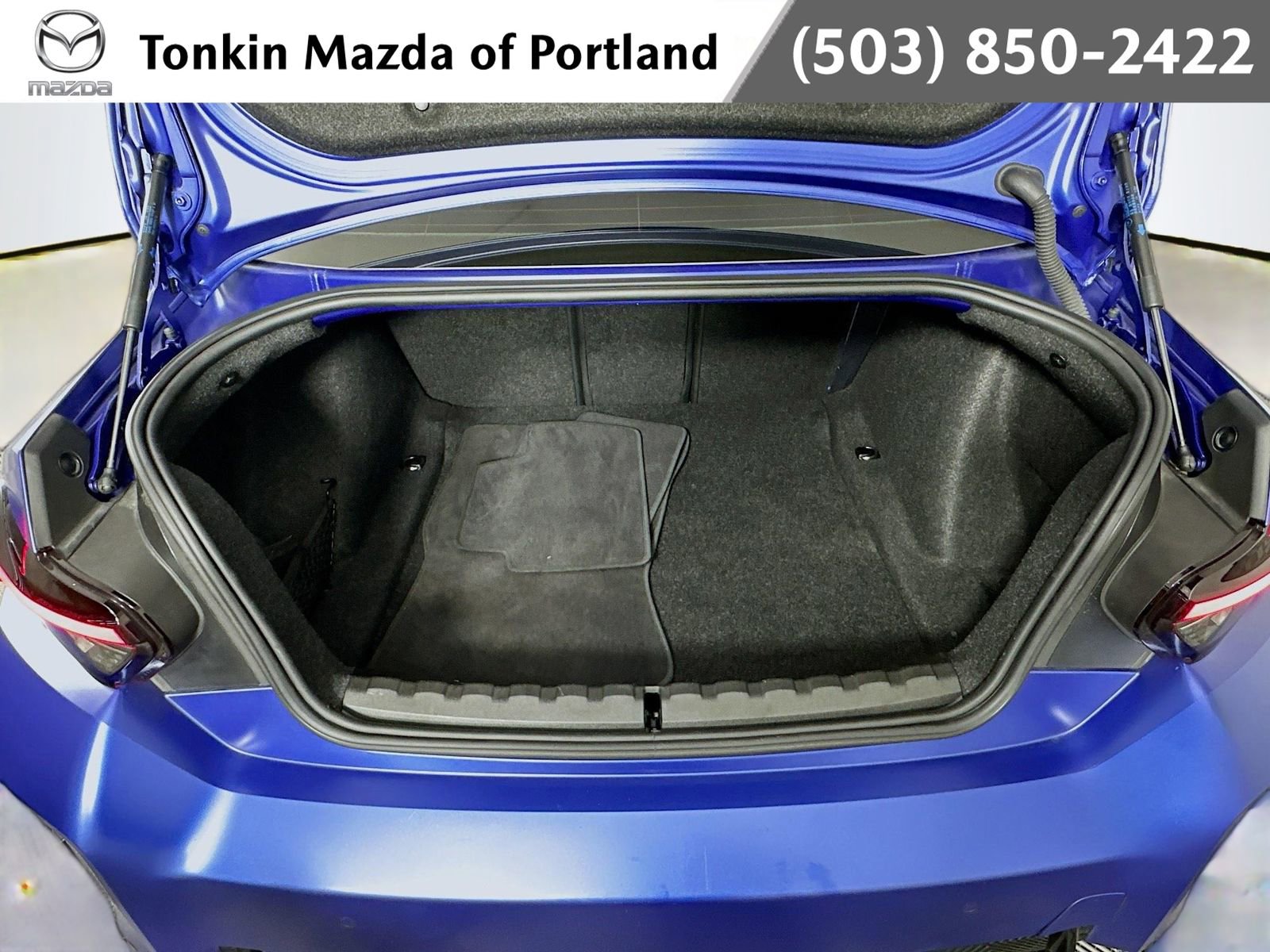 Used 2024 BMW M2 w/ Lighting Package image 26