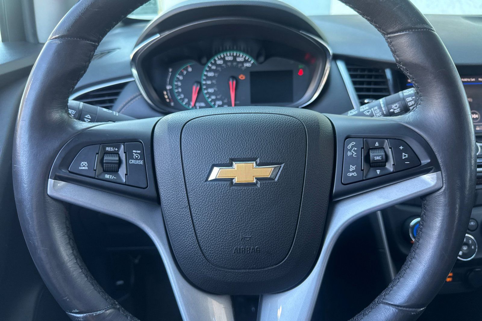 Used 2021 Chevrolet Trax LT w/ Driver Confidence Package image 36