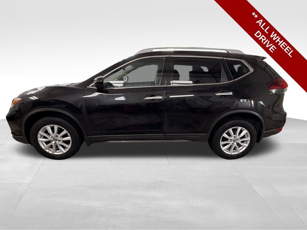 Used 2020 Nissan Rogue SV image 4