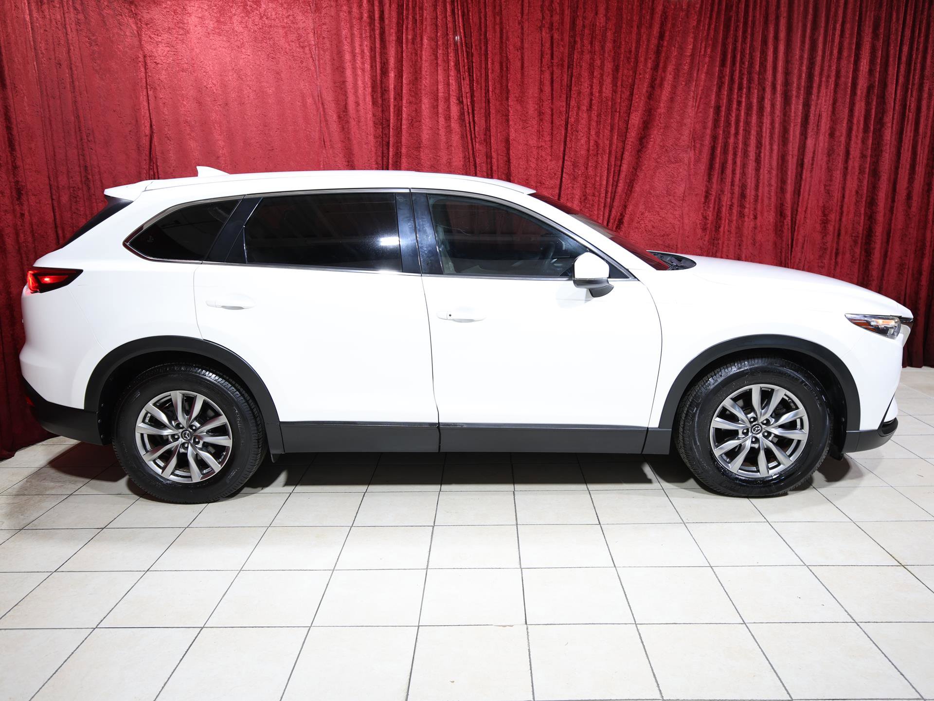 Used 2018 MAZDA CX-9 Touring w/ Touring Premium Package image 8