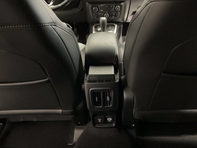 Used 2021 Jeep Compass Latitude AWD/4WD image 27
