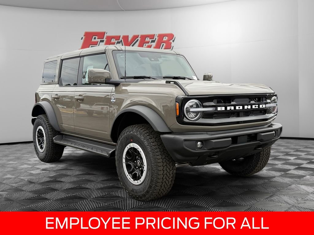 New 2025 Ford Bronco Outer Banks w/ Sasquatch Package AWD/4WD image 3