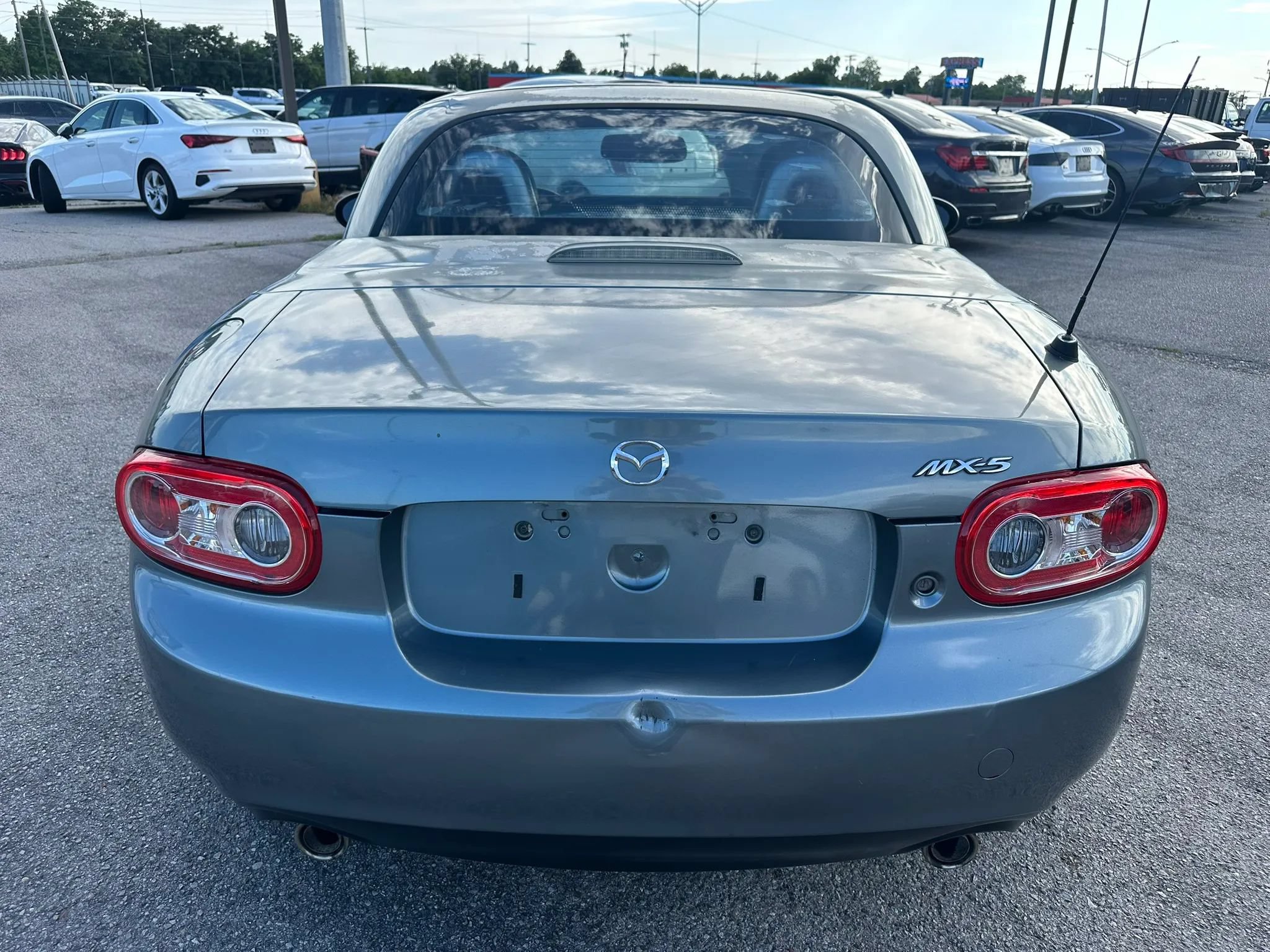 Used 2013 MAZDA MX-5 Miata Grand Touring RWD image 43