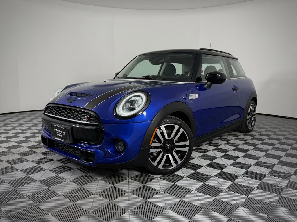 Used 2021 MINI Cooper S w/ Premium Package image 1