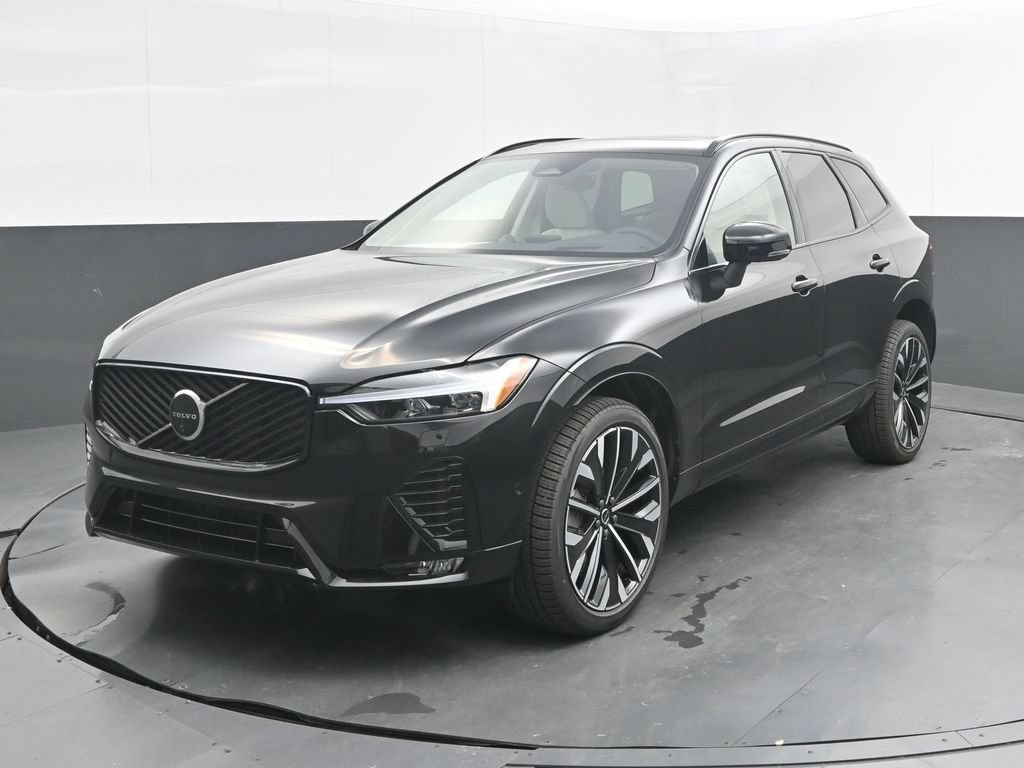 New 2026 Volvo XC60 B5 Ultra w/ Climate Package
