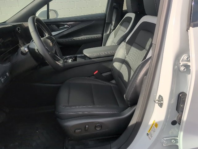 New 2025 Chevrolet Blazer EV LT image 14