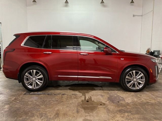 Used 2023 Cadillac XT6 Premium Luxury w/ Technology Package AWD/4WD image 6