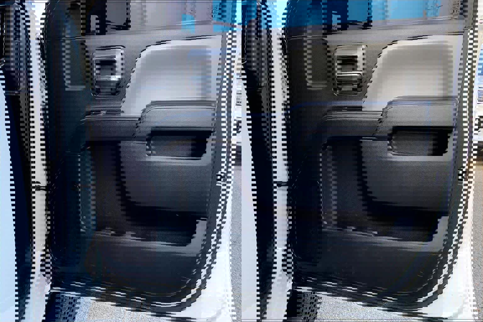 Used 2018 GMC Sierra 2500 4x4 Crew Cab w/ Sierra Convenience Package image 22