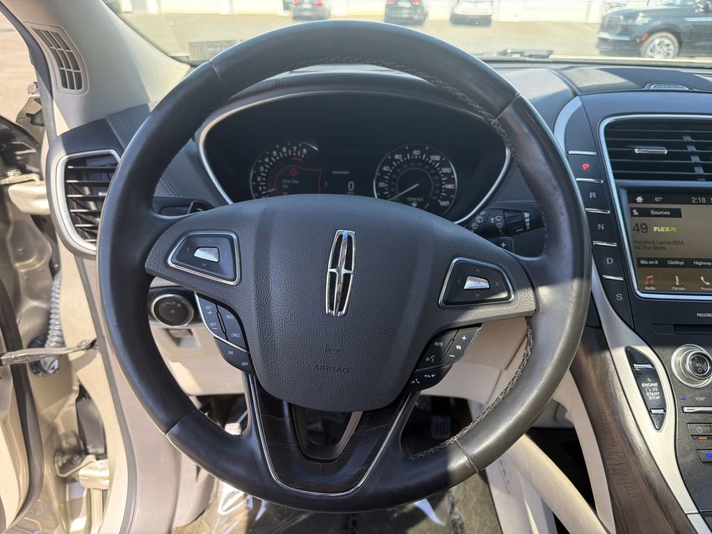 Used 2017 Lincoln MKX Reserve w/ Lincoln MKX Climate Package image 21