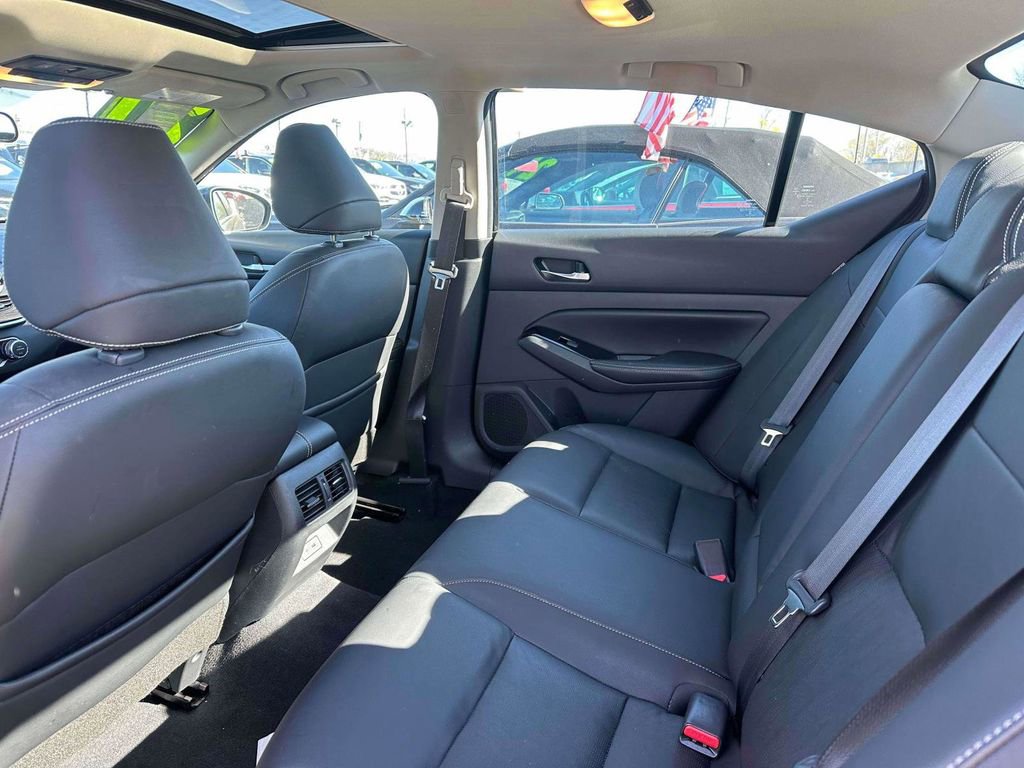 Used 2021 Nissan Altima 2.5 SL image 9