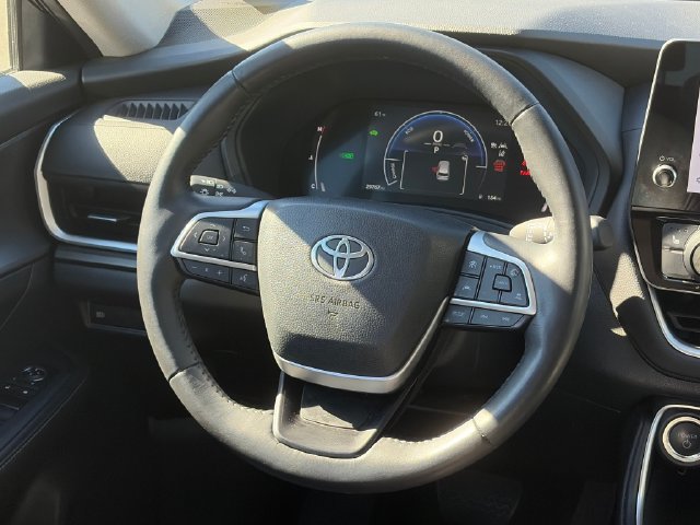 Used 2024 Toyota Grand Highlander AWD Hybrid image 15