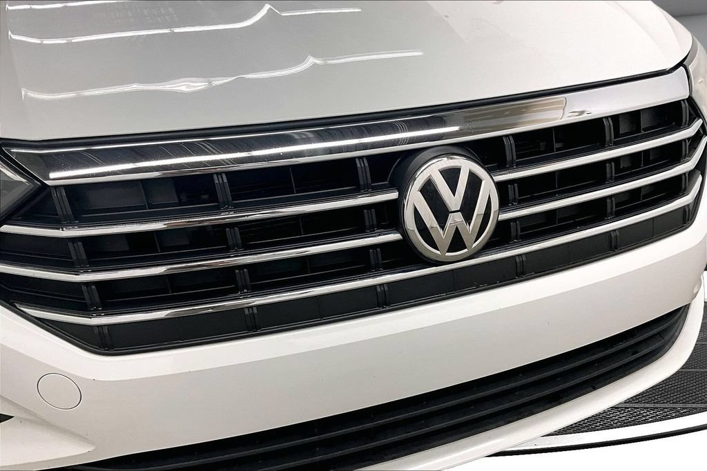 Used 2020 Volkswagen Jetta SEL Premium FWD image 31