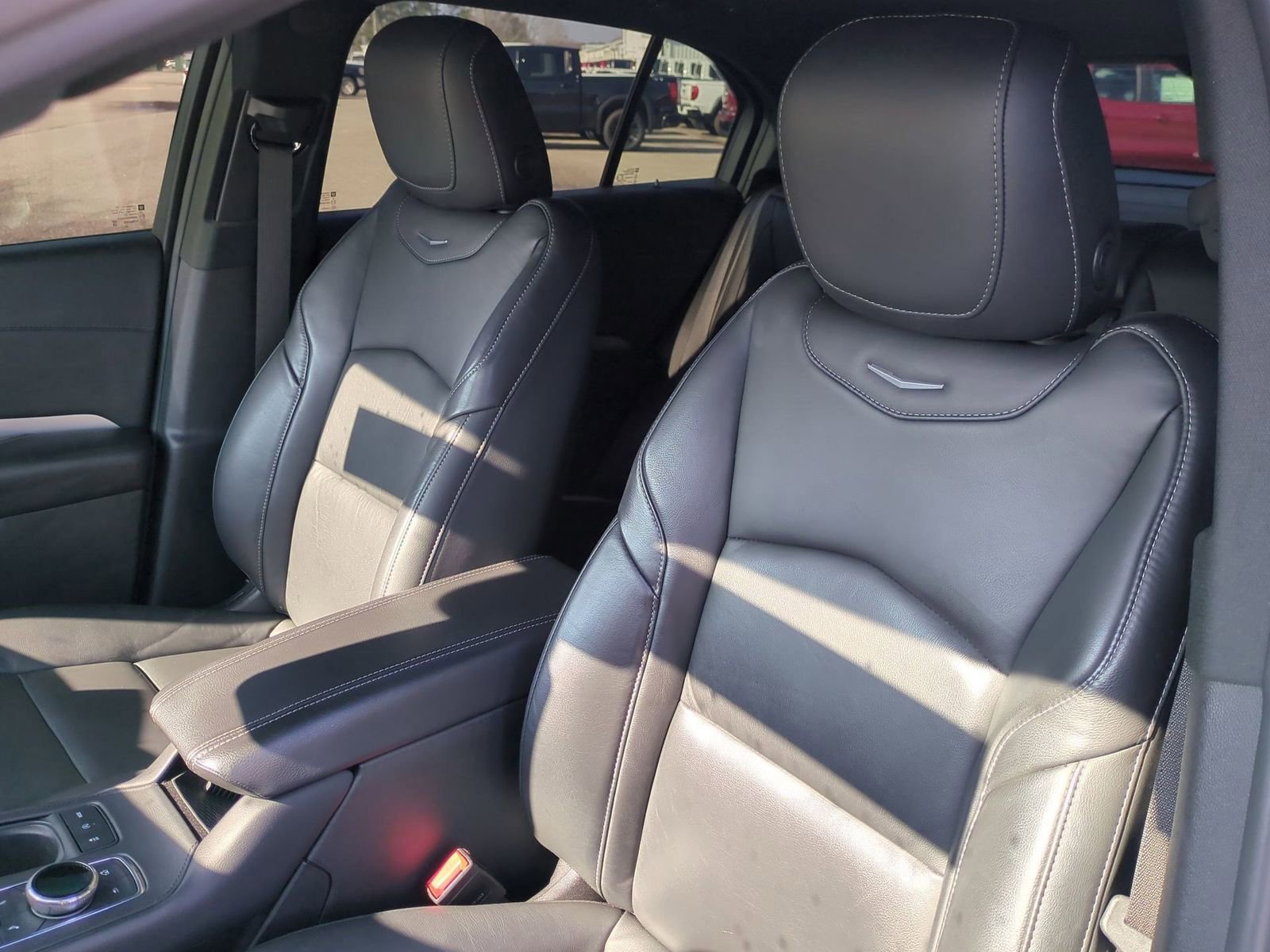 Certified 2023 Cadillac XT4 Premium Luxury image 19