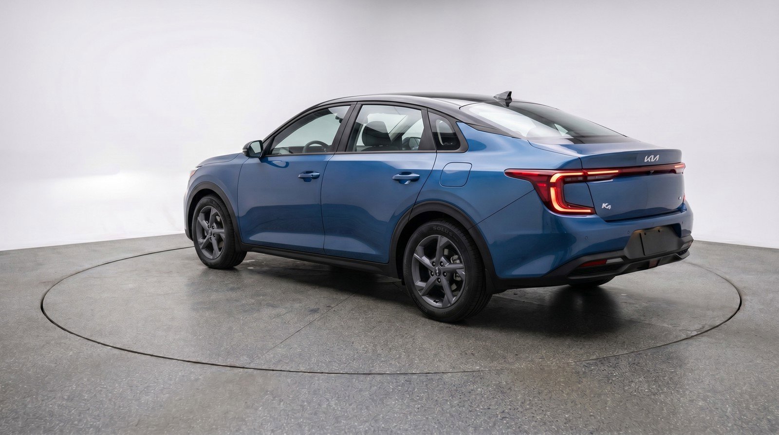 Used 2025 Kia K4 LXS FWD image 6