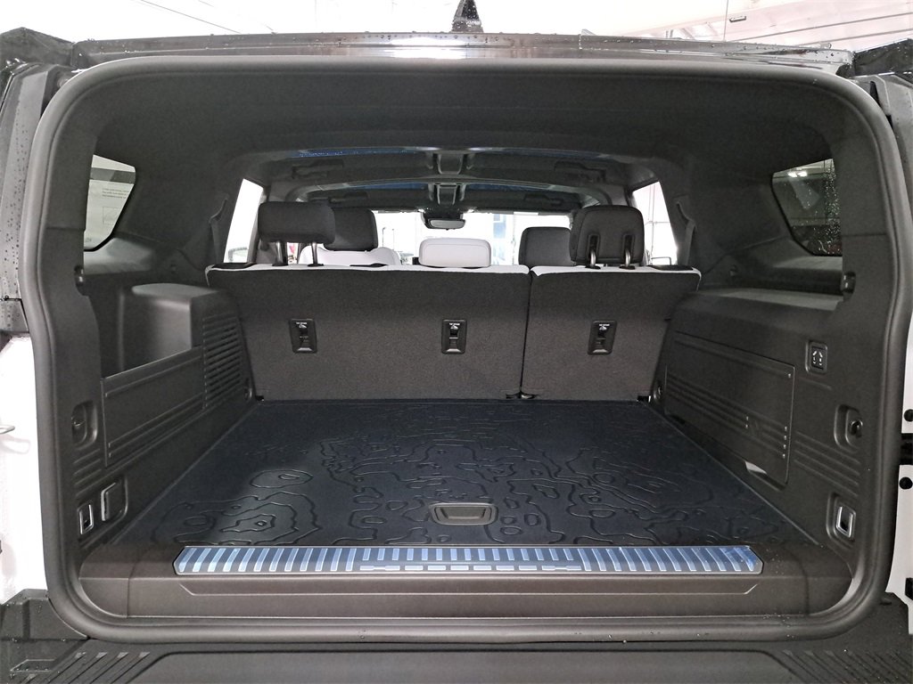 New 2025 GMC Hummer EV 2X image 12