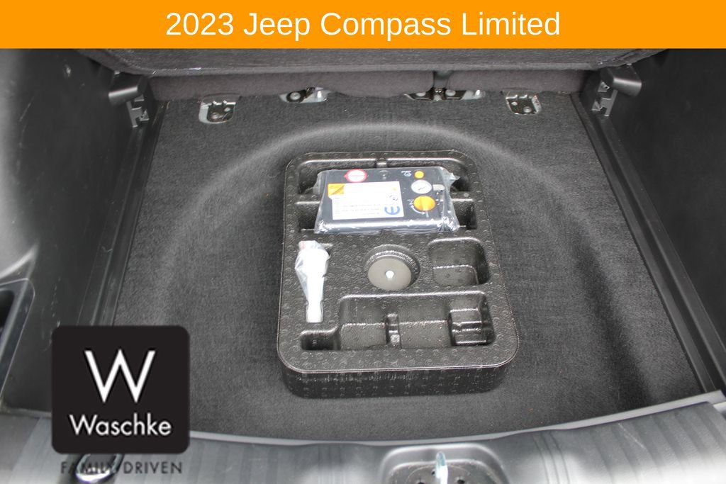 Used 2023 Jeep Compass Limited w/ Elite Group AWD/4WD image 17