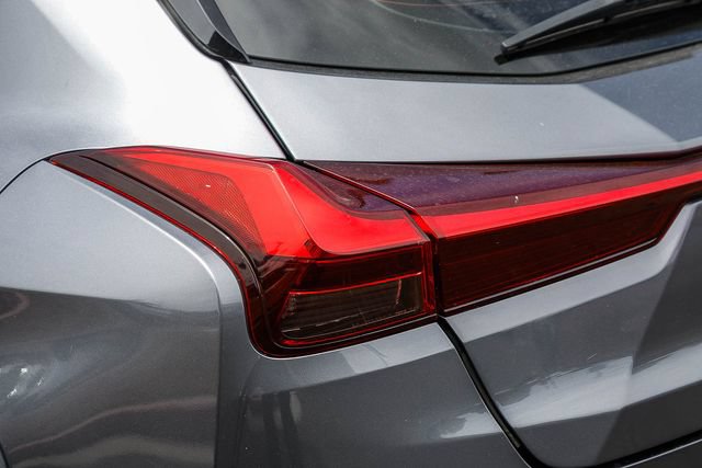Used 2020 Lexus UX 250h w/ Premium Package AWD/4WD image 10