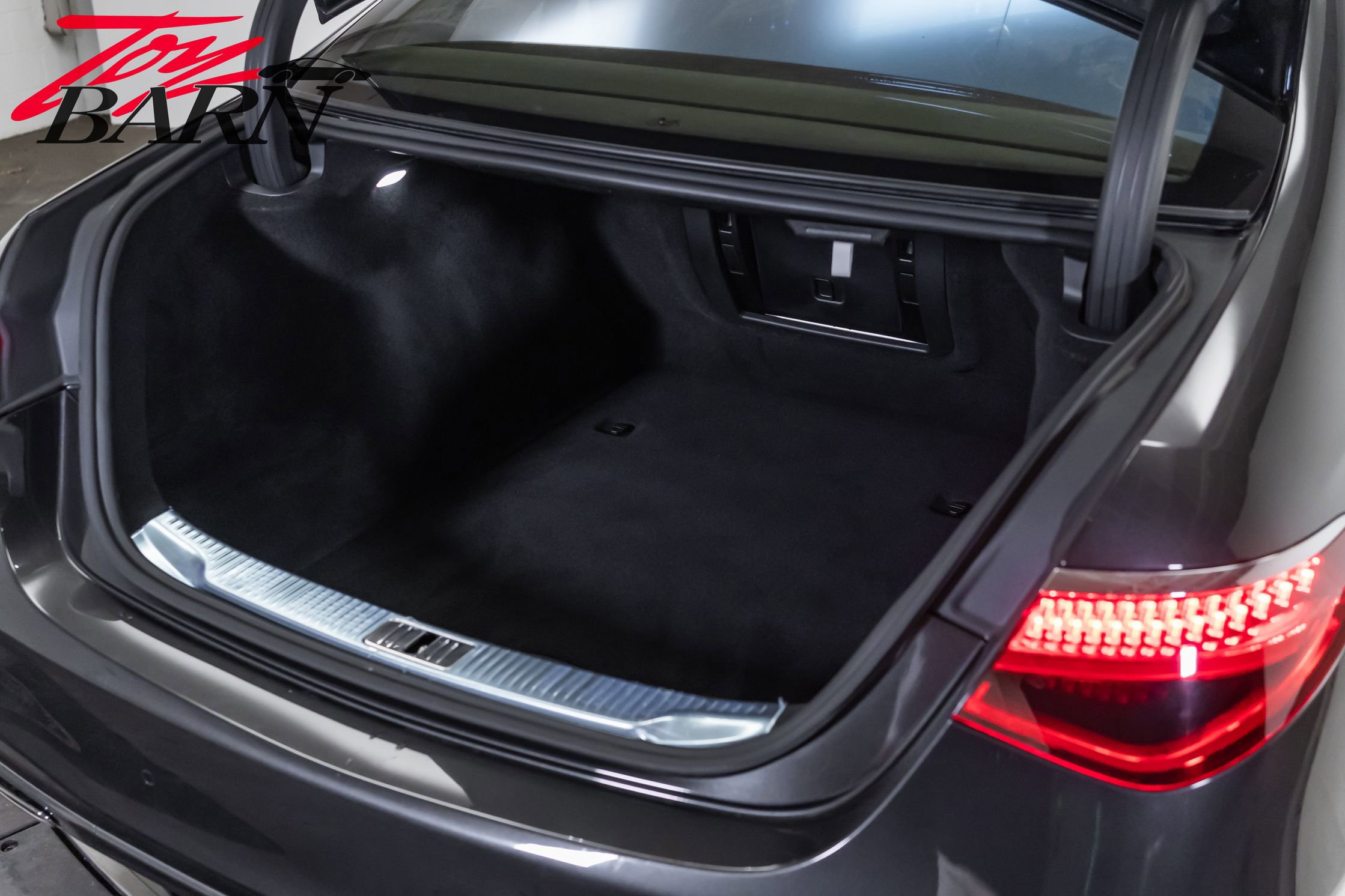 Used 2023 Mercedes-Benz S 500 4MATIC w/ AMG Line image 48