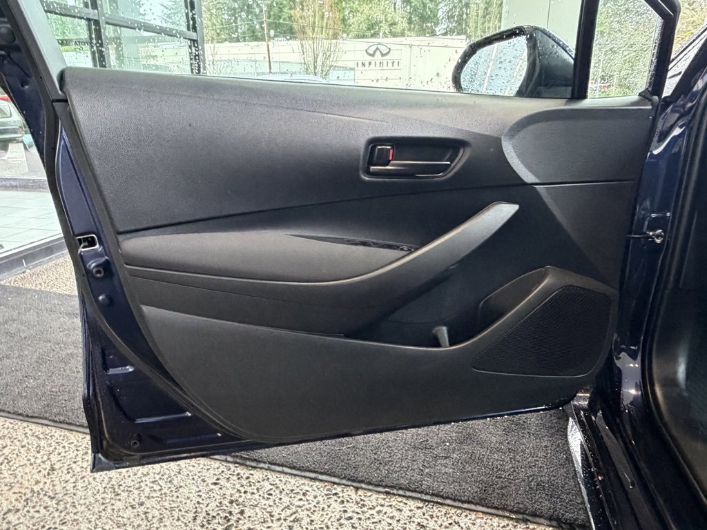Used 2024 Toyota Corolla LE image 12