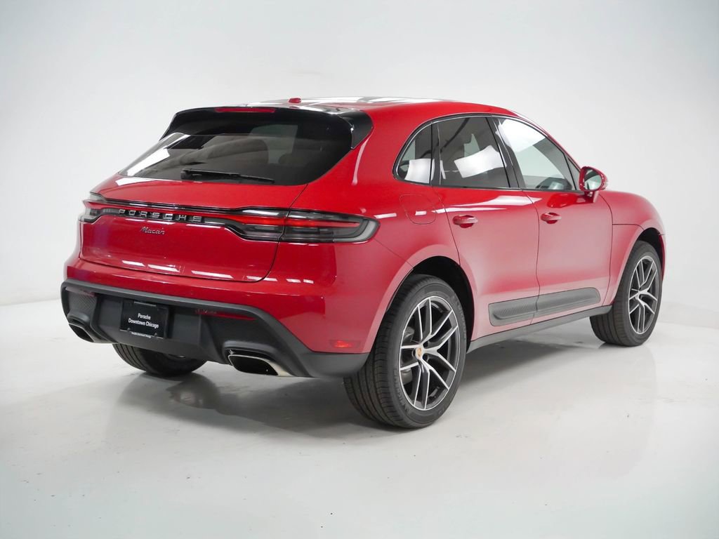 Certified 2026 Porsche Macan AWD/4WD image 10