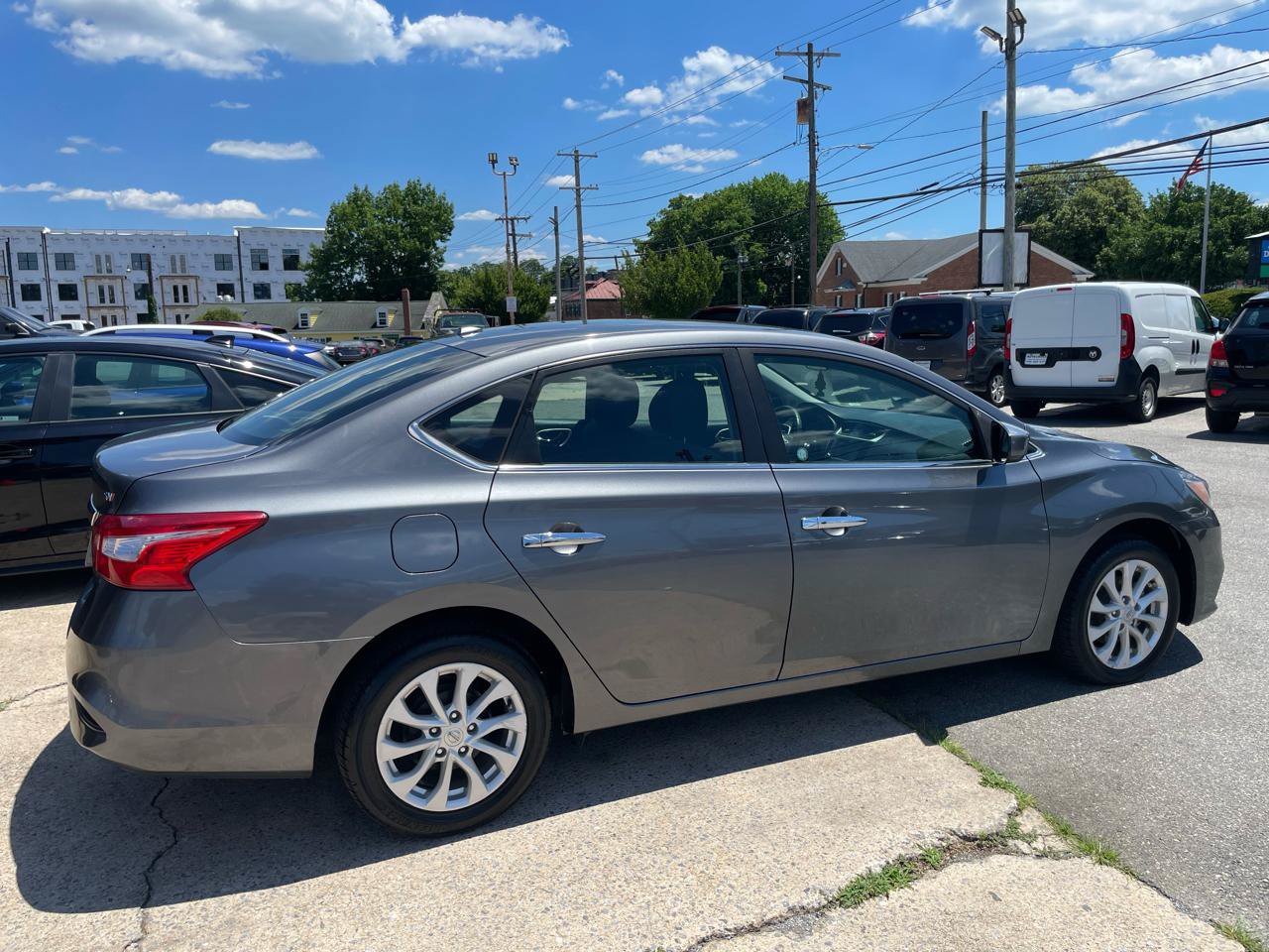 Used 2019 Nissan Sentra SV FWD image 17
