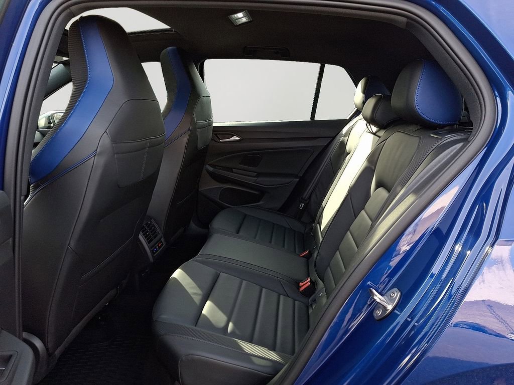 Used 2024 Volkswagen Golf R image 8