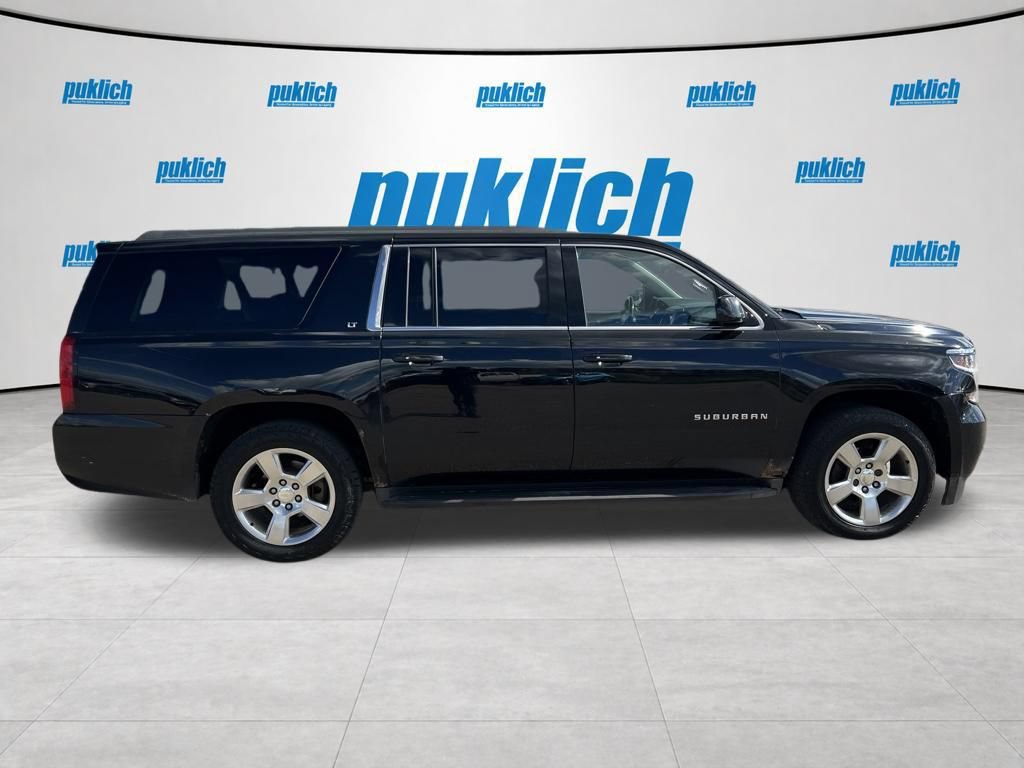 Used 2015 Chevrolet Suburban LT w/ Luxury Package AWD/4WD image 4