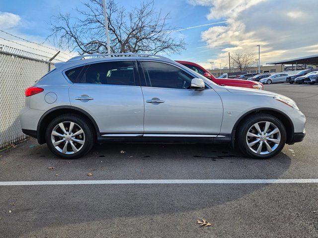 Used 2017 INFINITI QX50 2WD w/ Premium Plus Package image 4