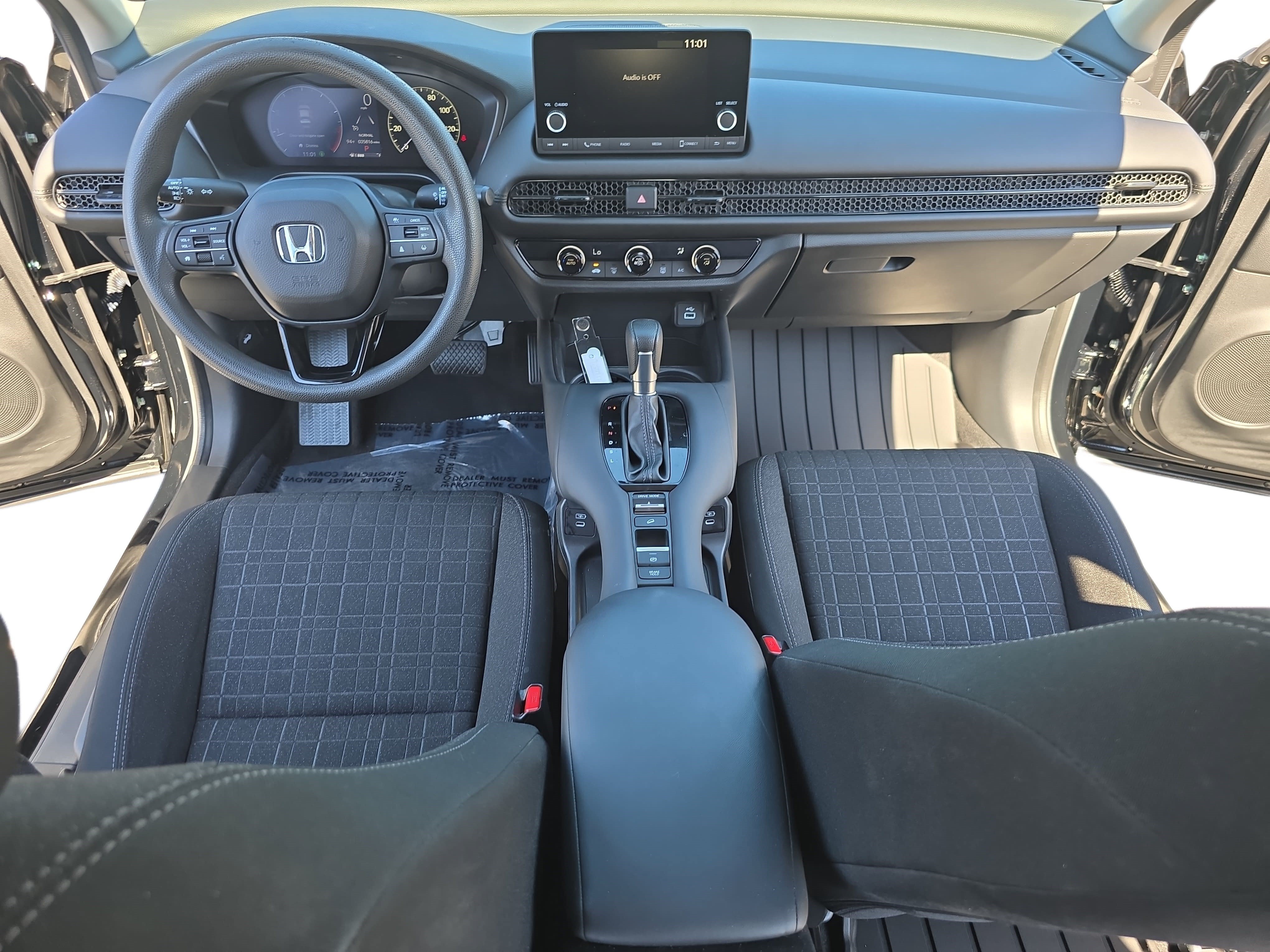 Certified 2024 Honda HR-V LX image 9
