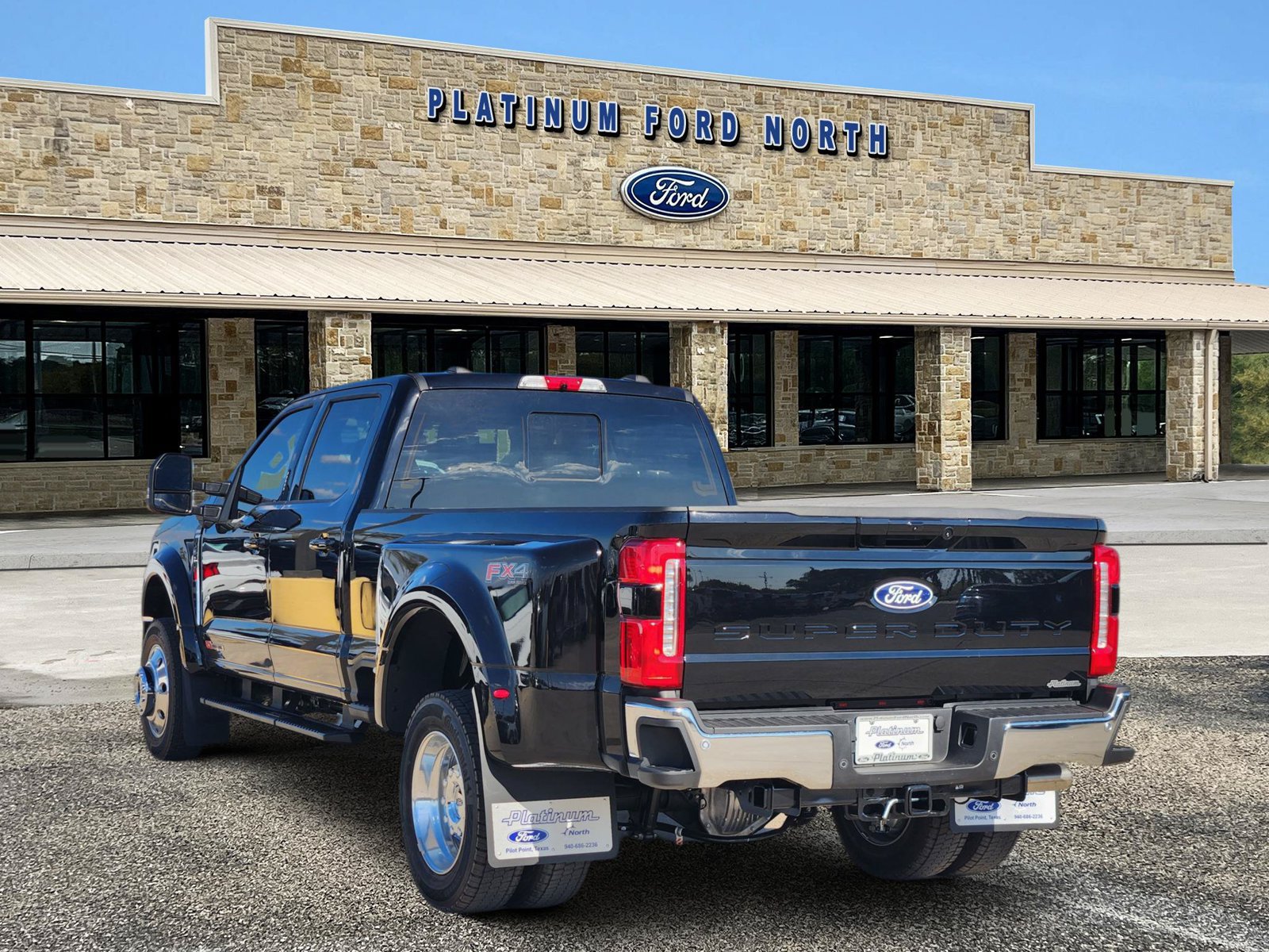 New 2027 Ford F450 Lariat w/ Lariat Premium Package AWD/4WD image 4