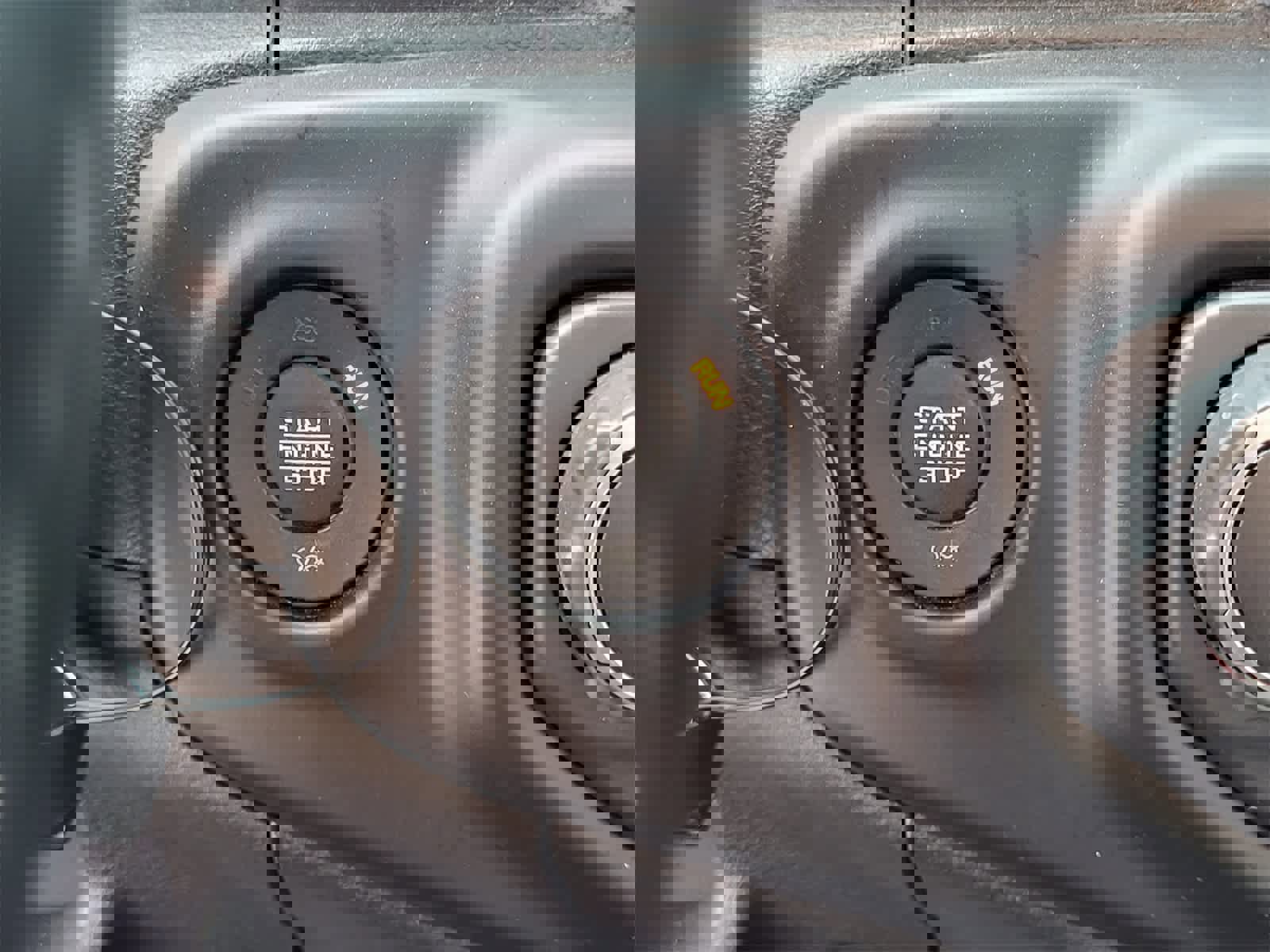 Used 2023 Jeep Wrangler Sport S image 16