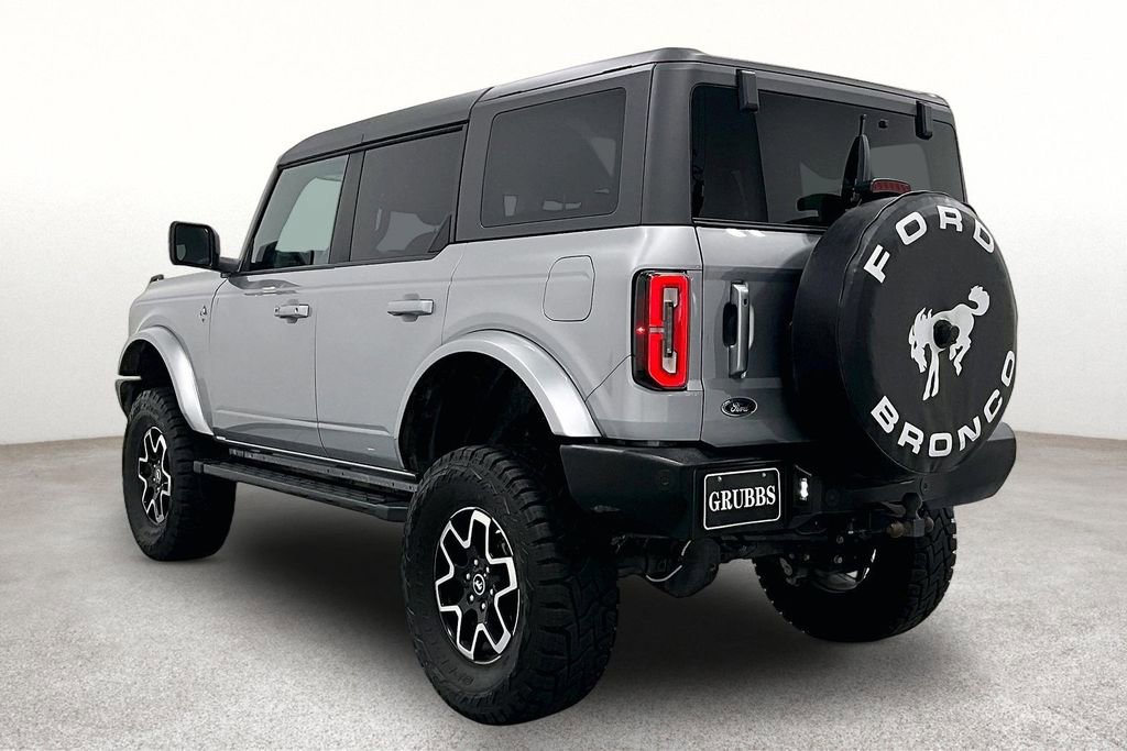 Used 2024 Ford Bronco Outer Banks AWD/4WD image 12