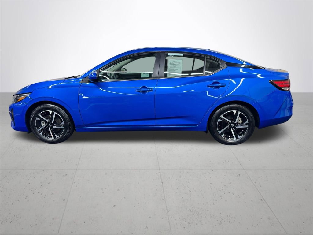 Used 2024 Nissan Sentra SV FWD image 3