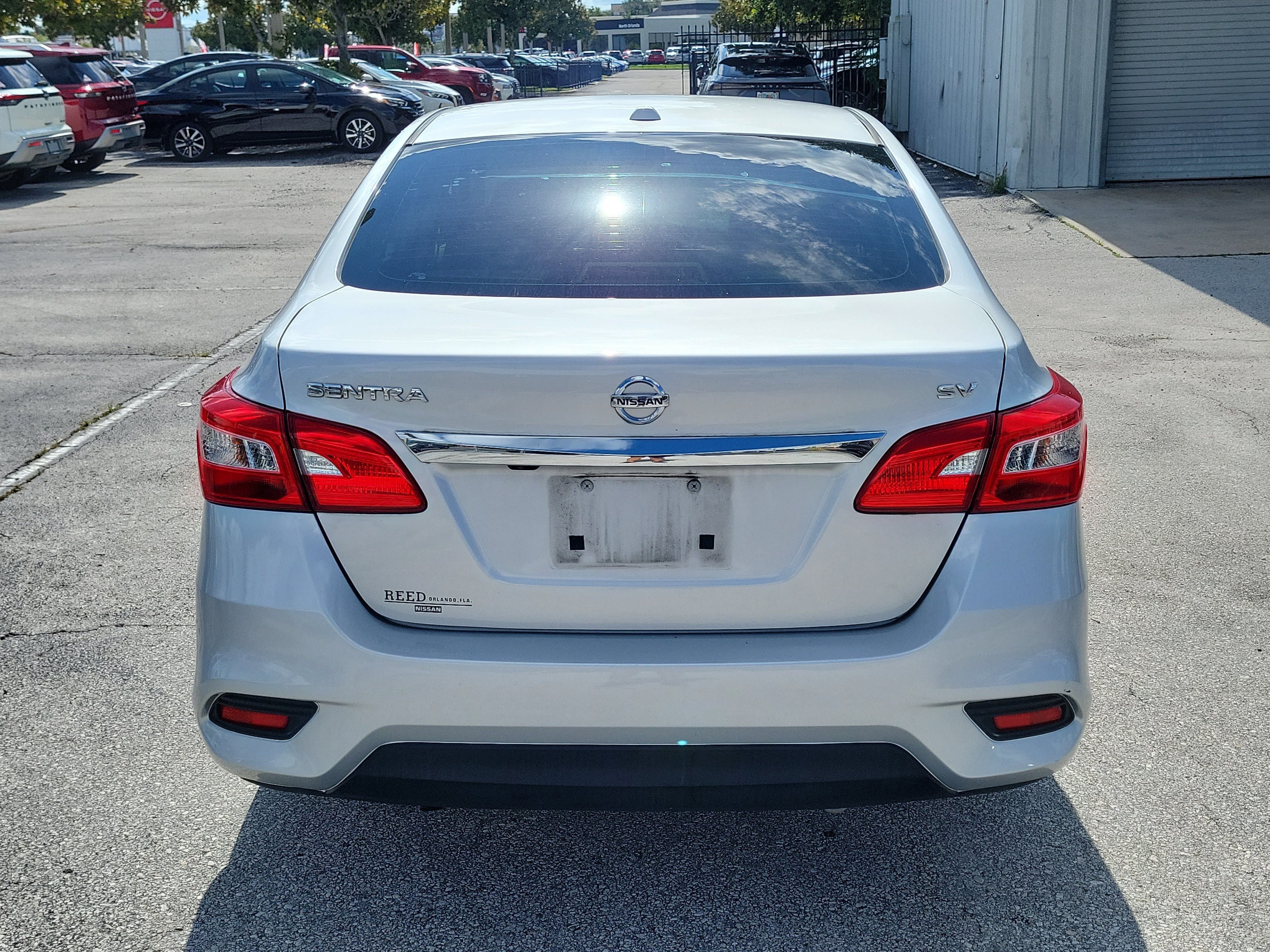 Certified 2019 Nissan Sentra SV FWD image 6