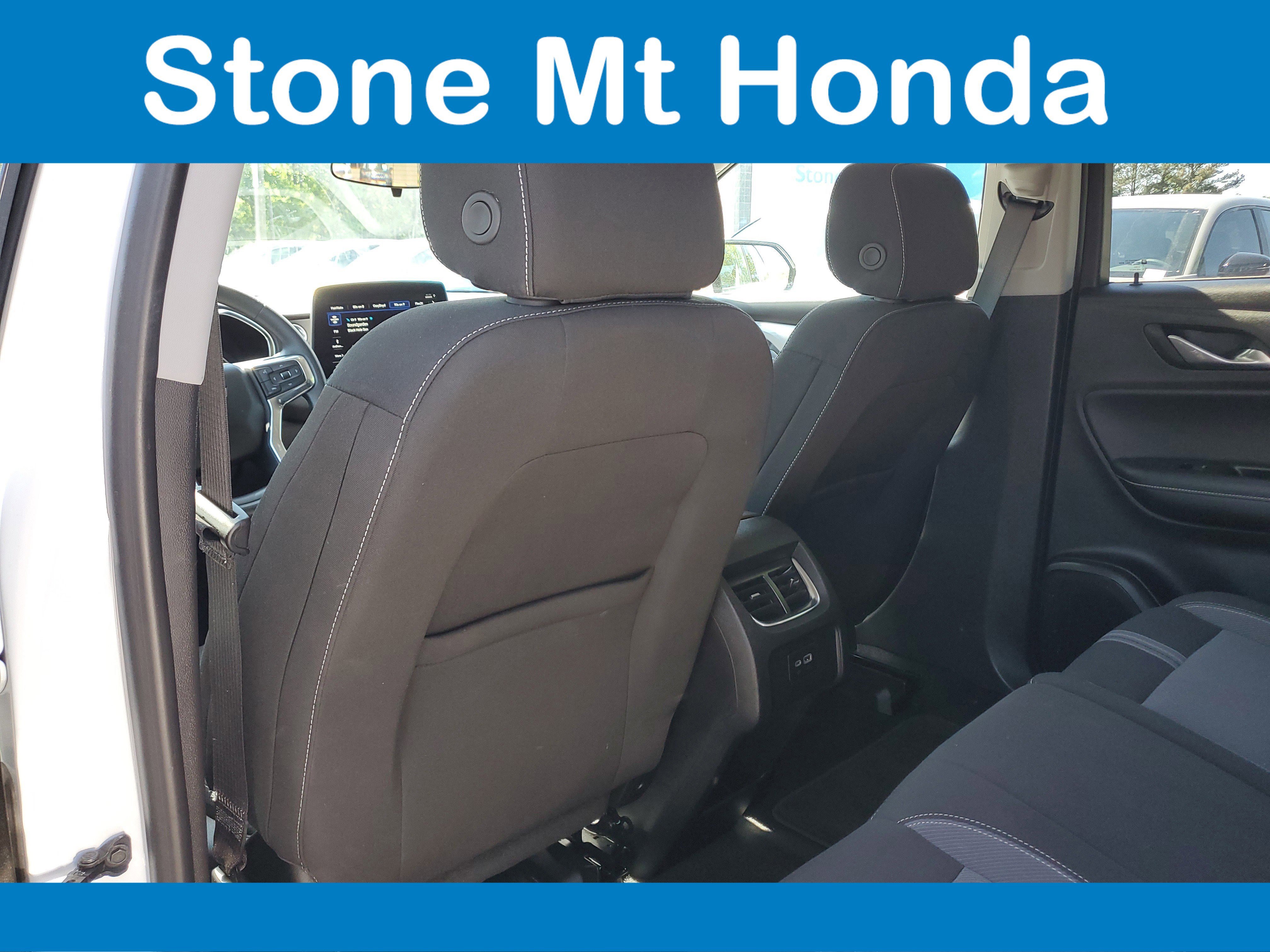 Used 2025 Chevrolet Blazer LT image 9