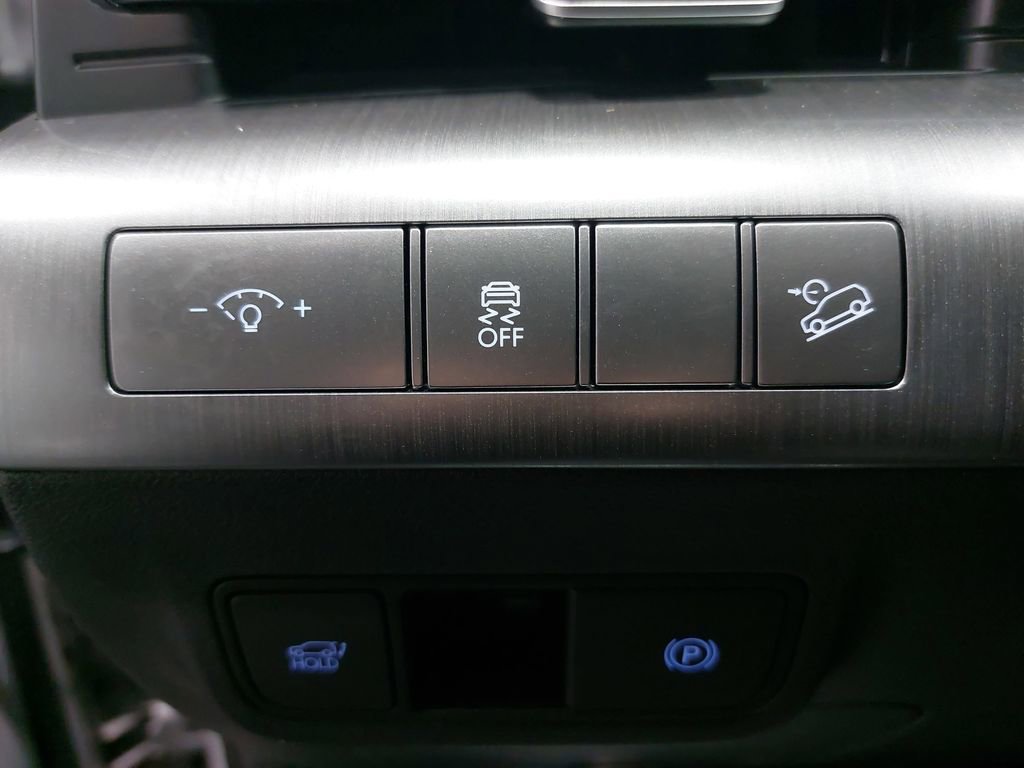 Certified 2025 Hyundai Kona Limited image 27