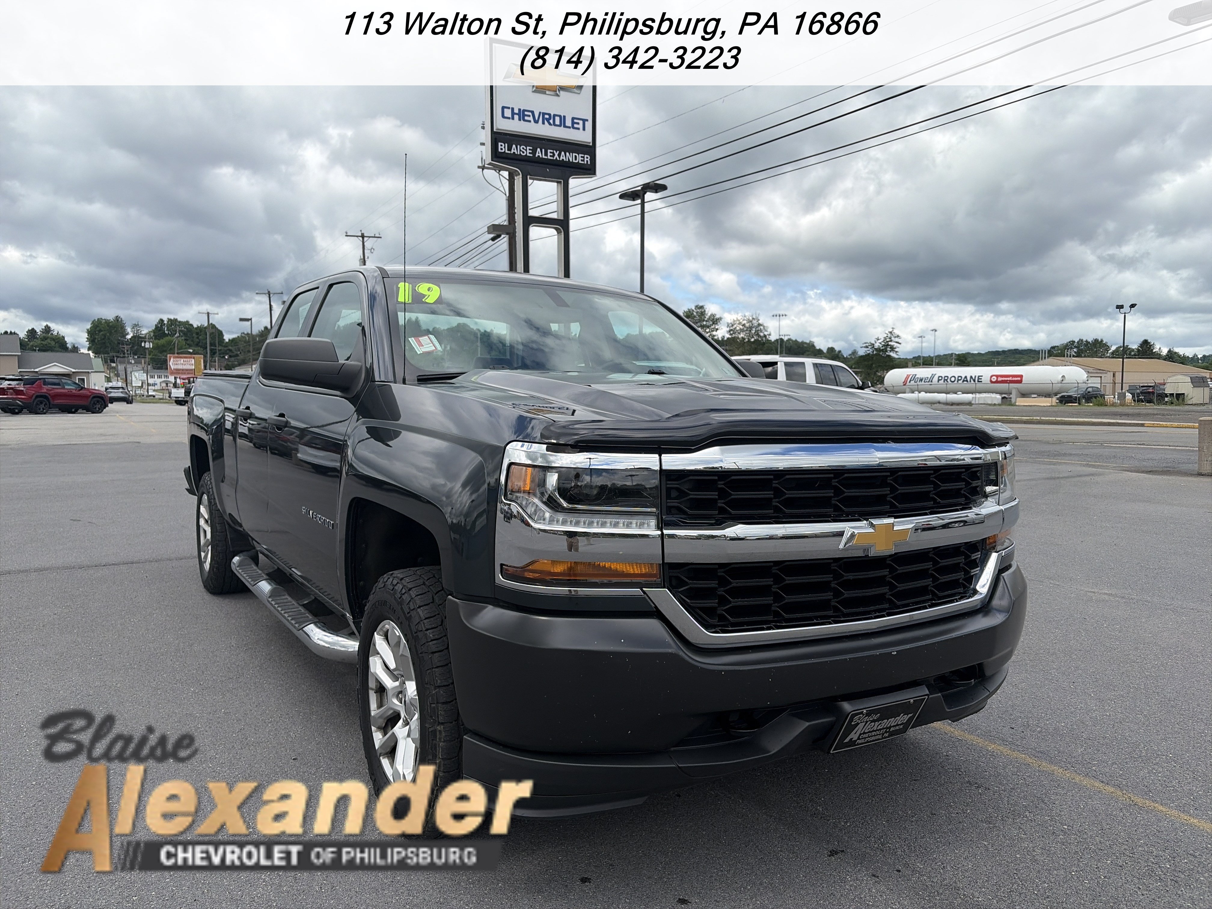 Used 2019 Chevrolet Silverado 1500 W/T AWD/4WD image 1