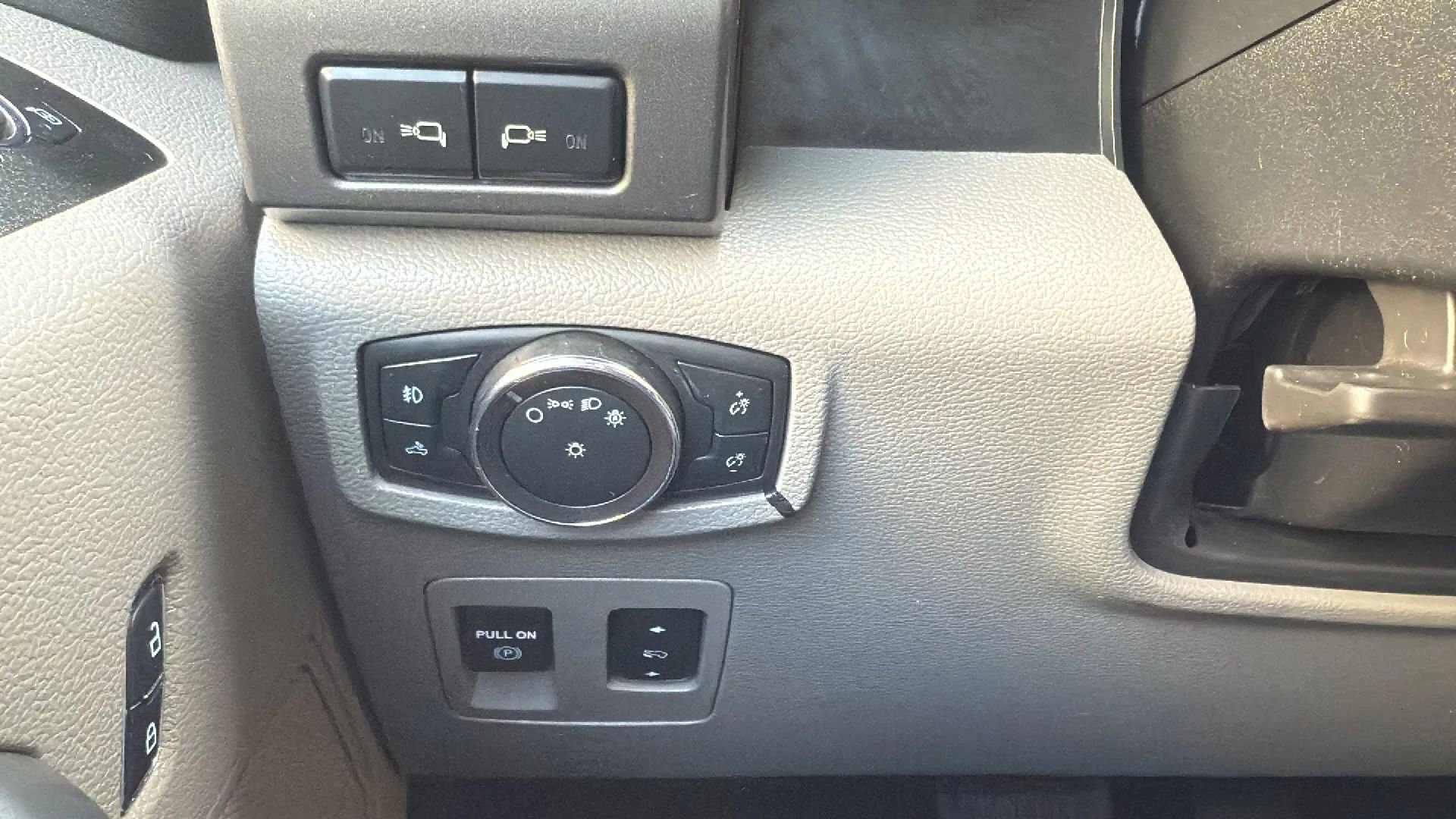 Used 2018 Ford F150 XLT w/ Equipment Group 302A Luxury image 14