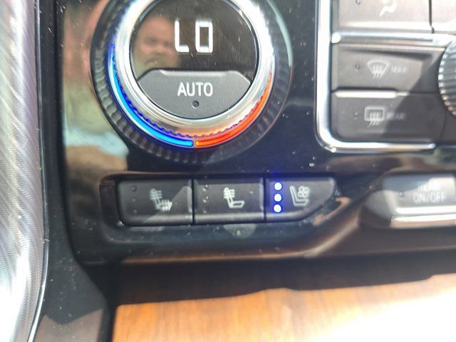 Used 2023 GMC Yukon Denali Ultimate image 38