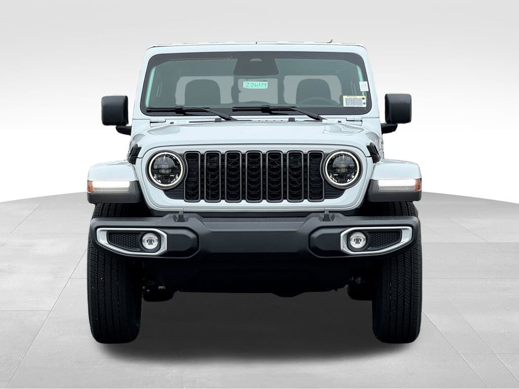 New 2026 Jeep Gladiator Sport AWD/4WD image 2
