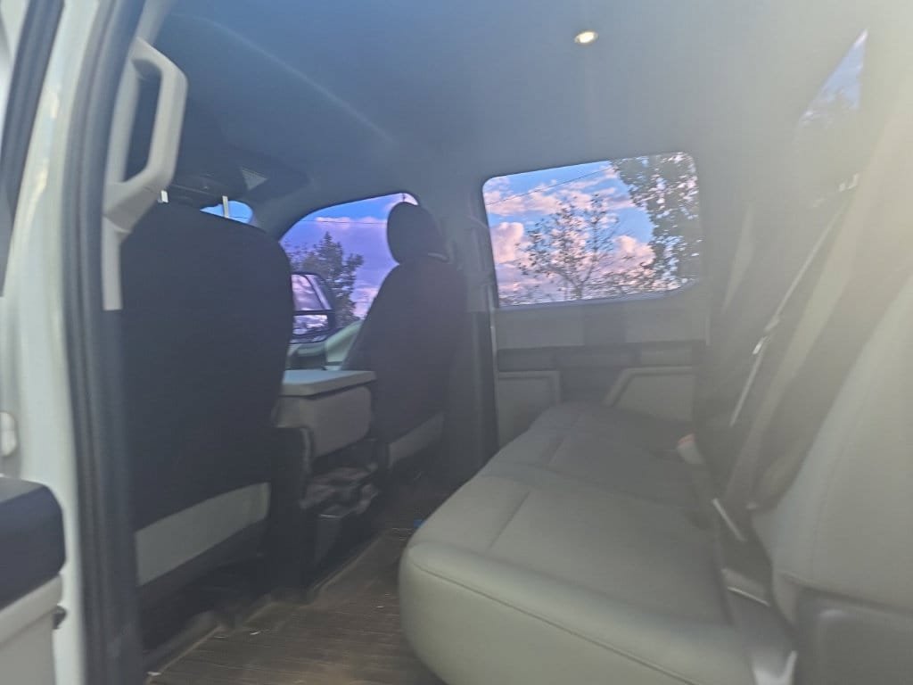 Used 2017 Ford F250 XL w/ STX Appearance Package AWD/4WD image 14