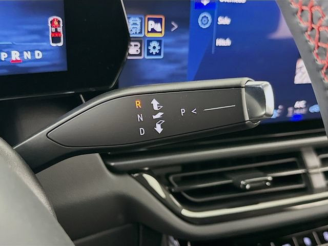 New 2025 Chevrolet Equinox EV RS w/ Active Safety Package 3 AWD/4WD image 19